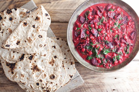 Week 35 Balinese beetroot and spinach curry with chapatti