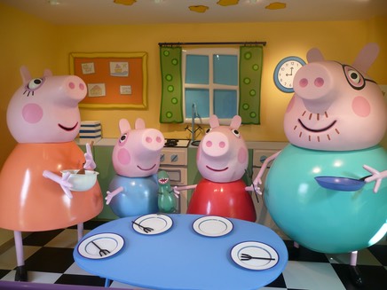 Daddy Pig and his family